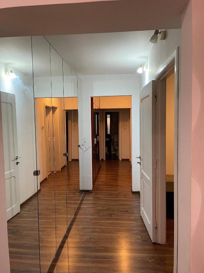 Magnificent Luxury Apartment Bucureşti Ngoại thất bức ảnh